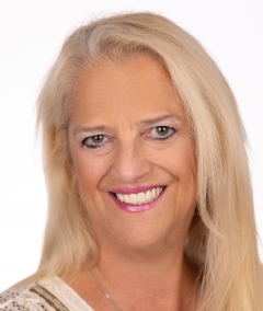 Runenlegerin Karin